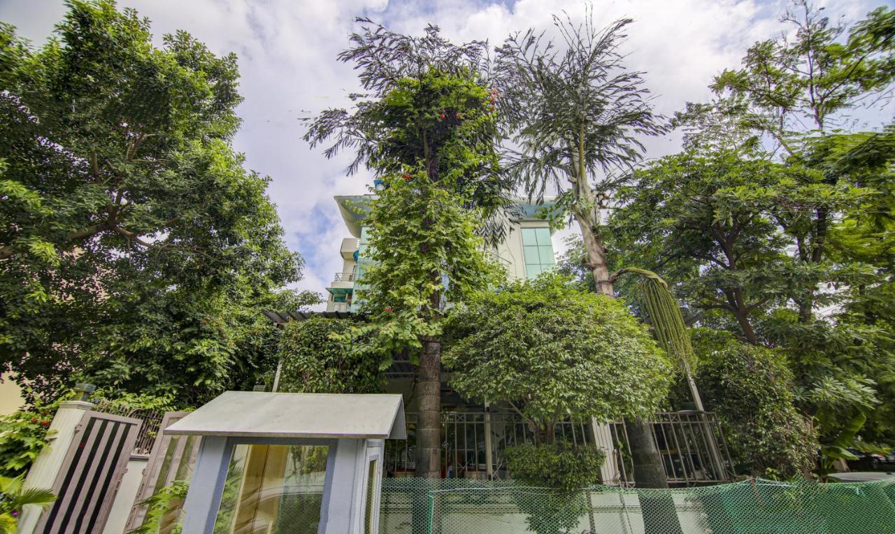 Treebo Mall View, Dlf Phase II Gurgáon Exteriér fotografie